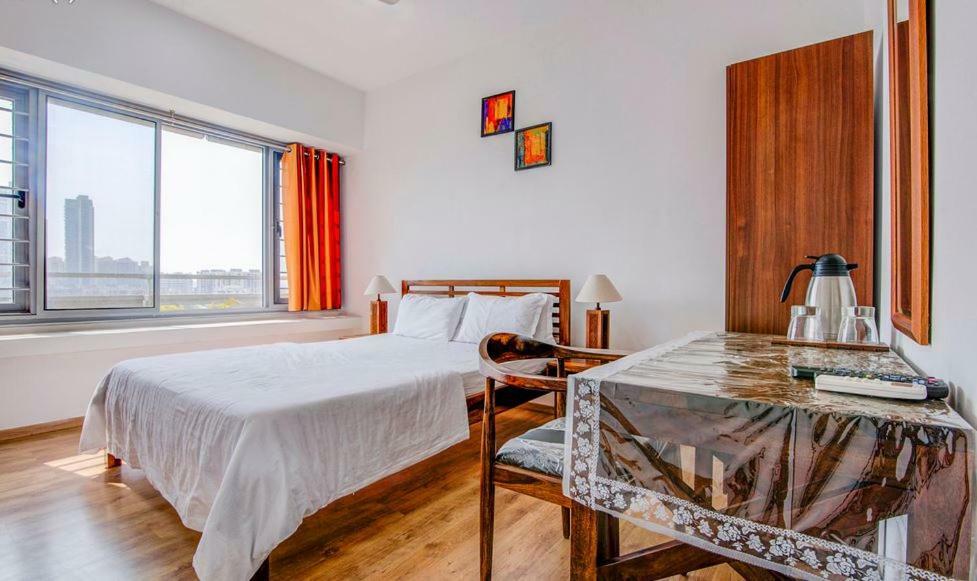Isec Apartment Mumbai Bagian luar foto